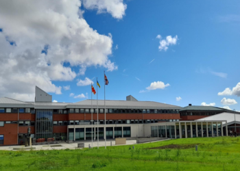 BERWICK PARENTS HEAD TO COUNTY HALL FOR LAST-MINUTE MEETING